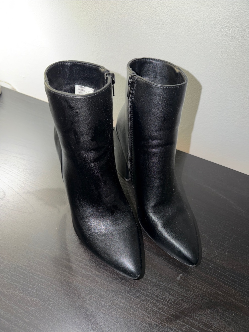 Women's Black Pointed-Toe Ankle Boots